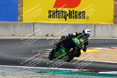 media/Jun-24-2022-TrackDaz (Fri) [[aa6850b51f]]/Group B/145pm (Turn 11)/